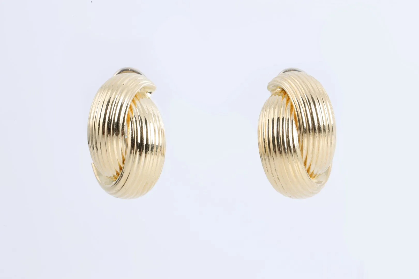 18k Yellow Gold Crossover Hoop Earrings (11.98g.)