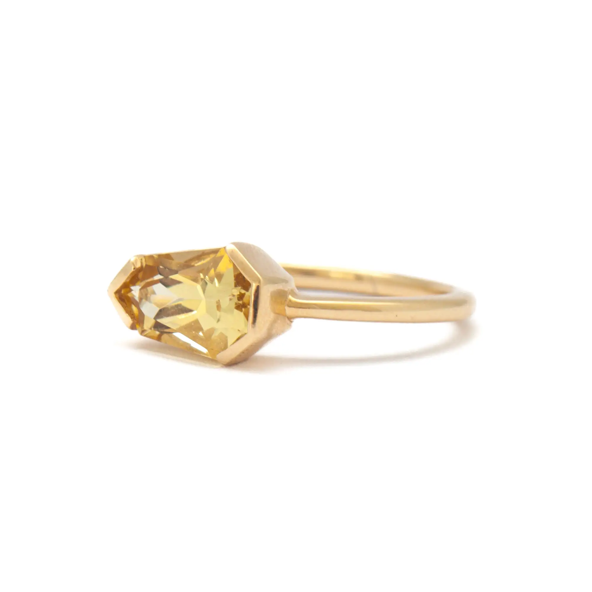 2.00 ct Heptagon Yellow Beryl Ring