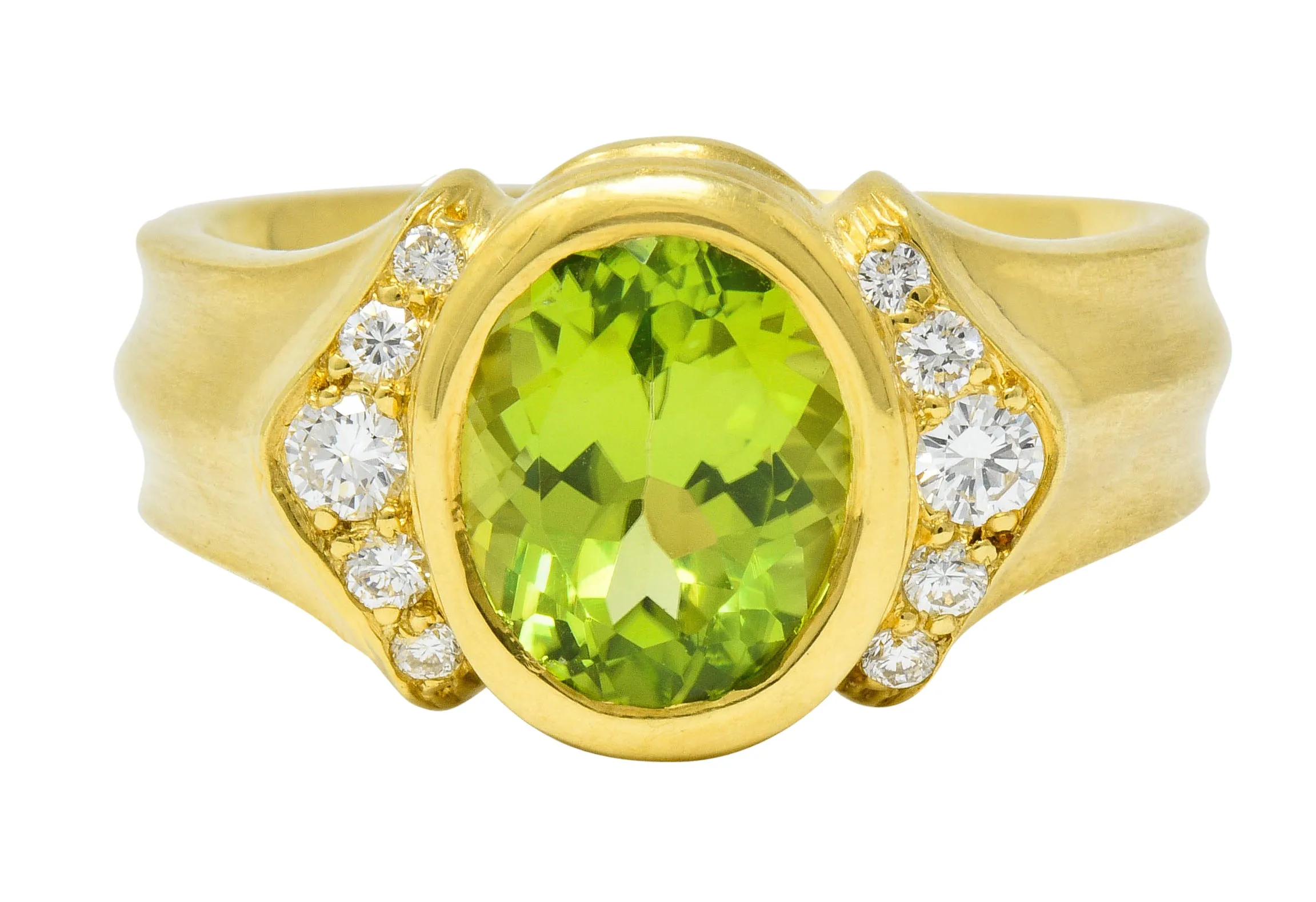 Contemporary Peridot Diamond 18 Karat Gold Gemstone Ring