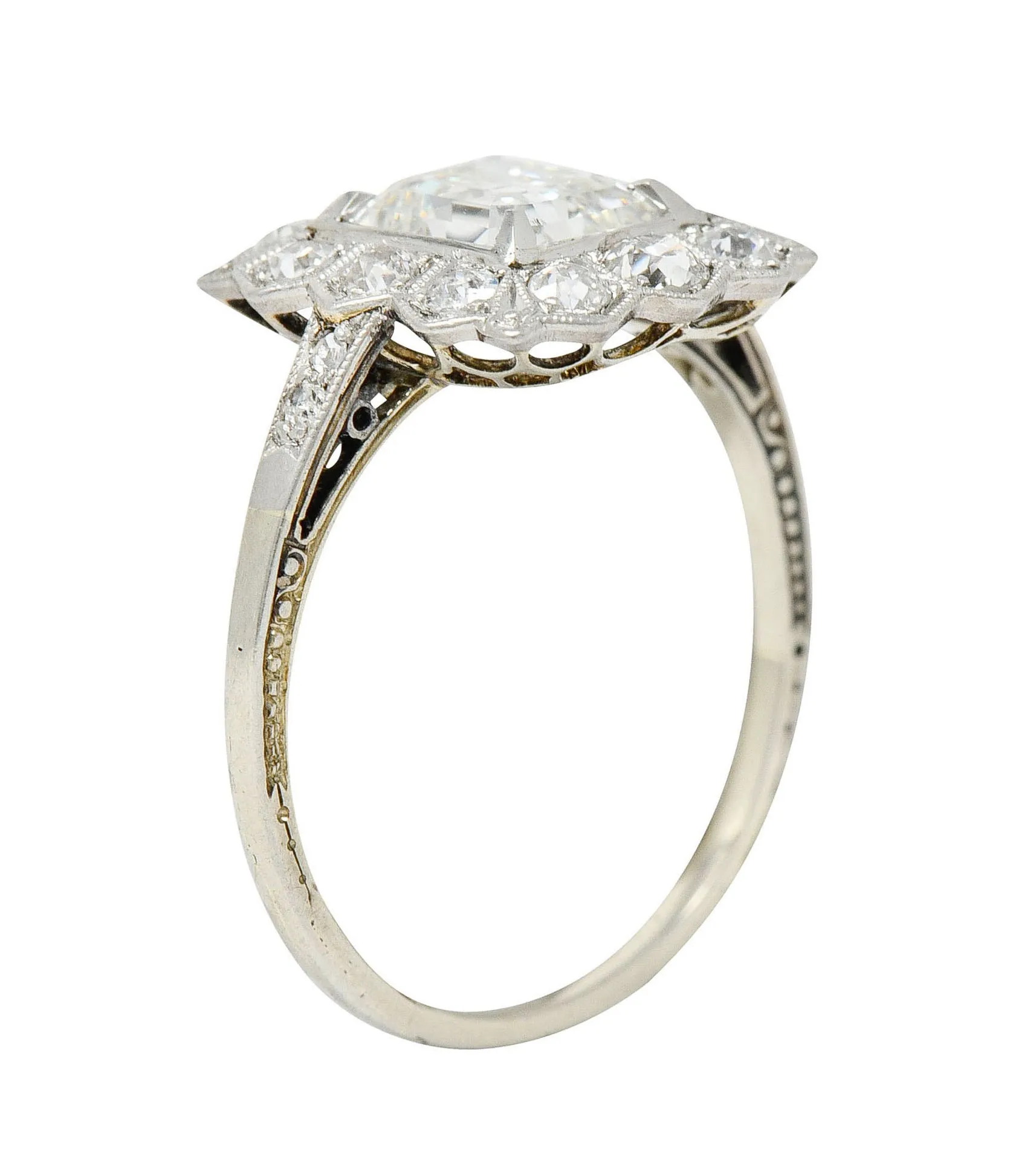 Edwardian 2.07 CTW Asscher Diamond Platinum-Topped 14 Karat Gold Cluster Antique Ring GIA