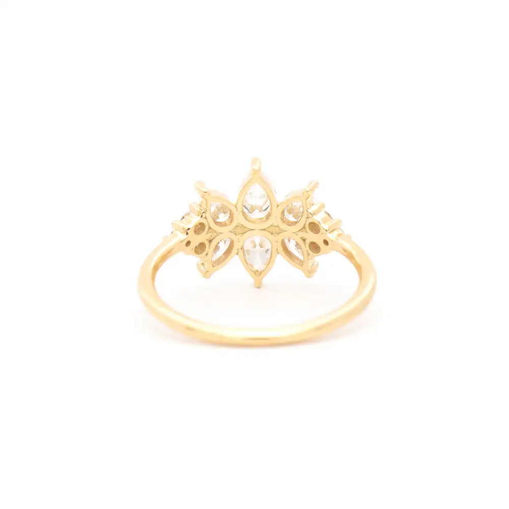 Flora Diamond Cluster Ring