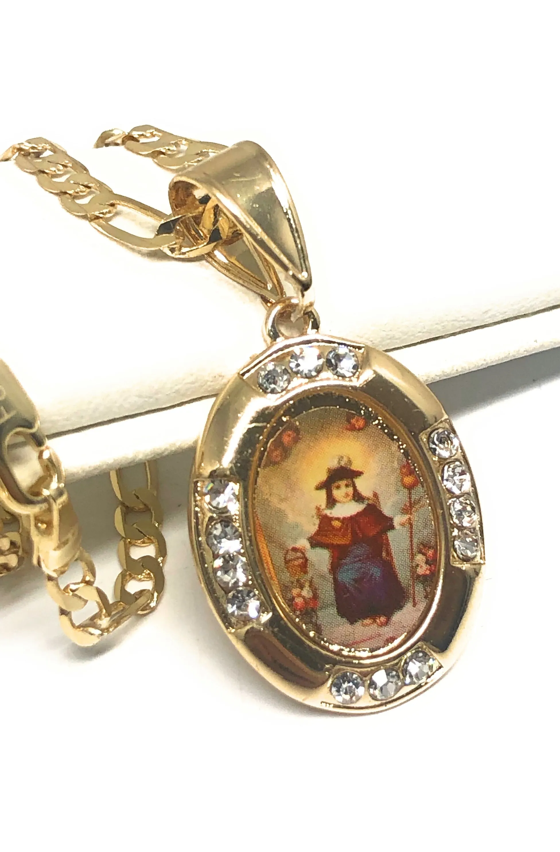 Gold Plated Santo Nino de Atocha Necklace Figaro 18 Medalla Oro Laminado