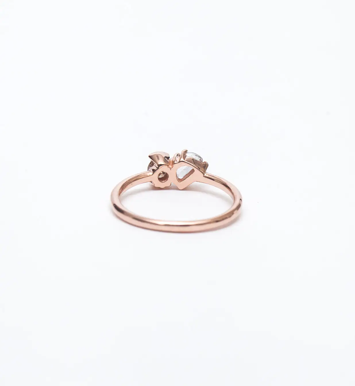 Lash Dyad Cluster Ring