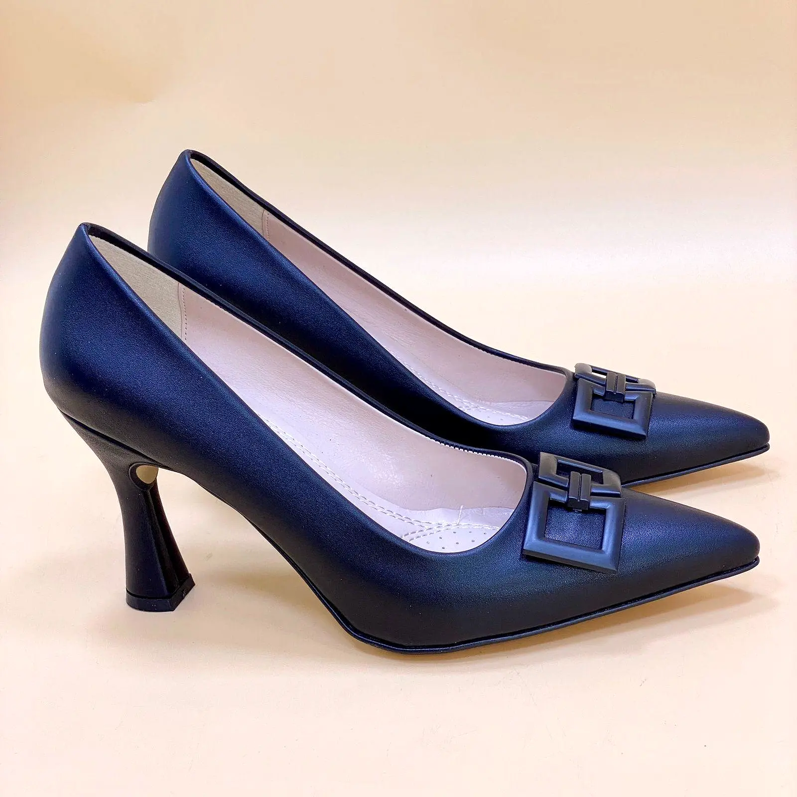 NEW ,  WOMEN SHOES HEELS W127