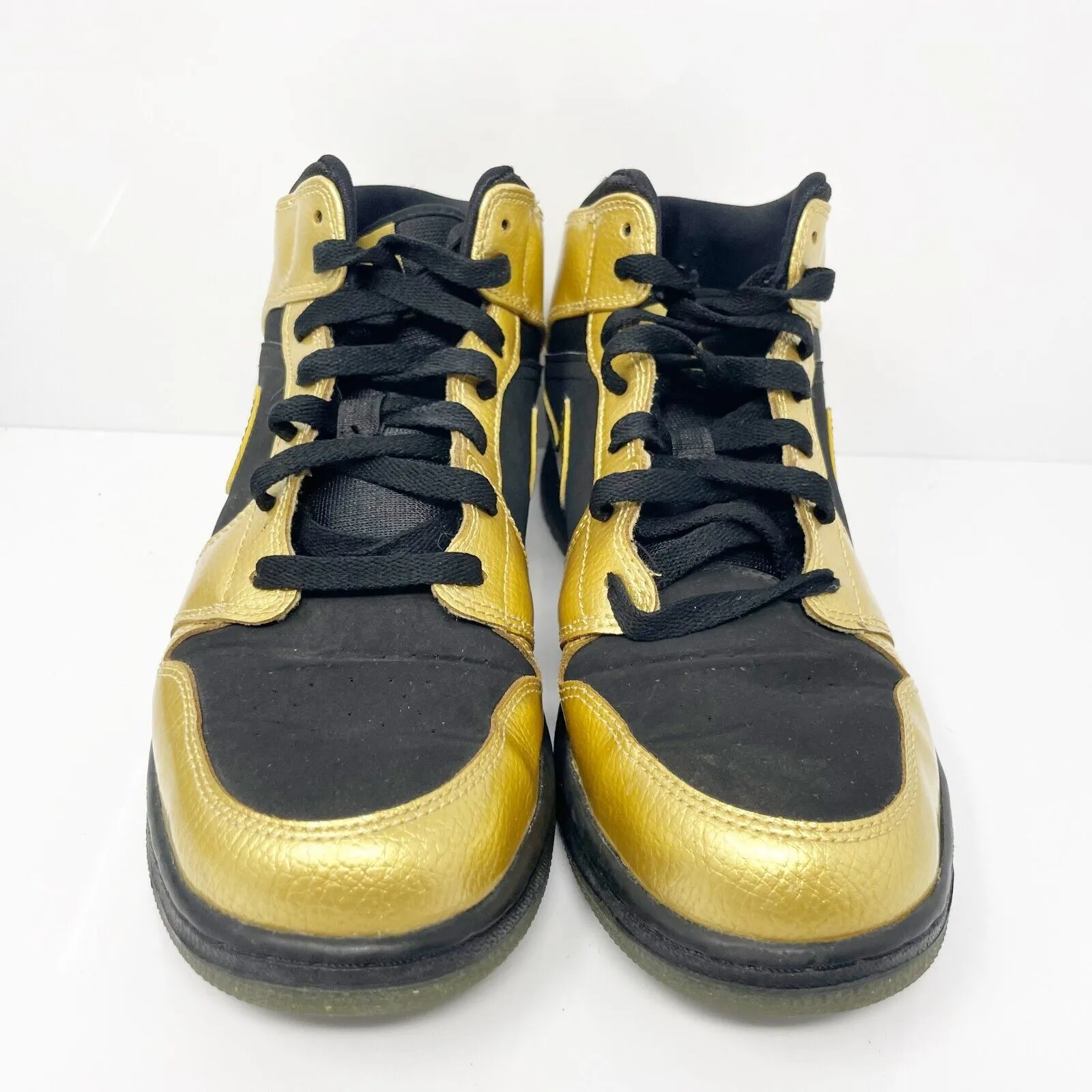 Nike Boys Air Jordan 1 555112-905 Gold Basketball Shoes Sneakers Size 7Y