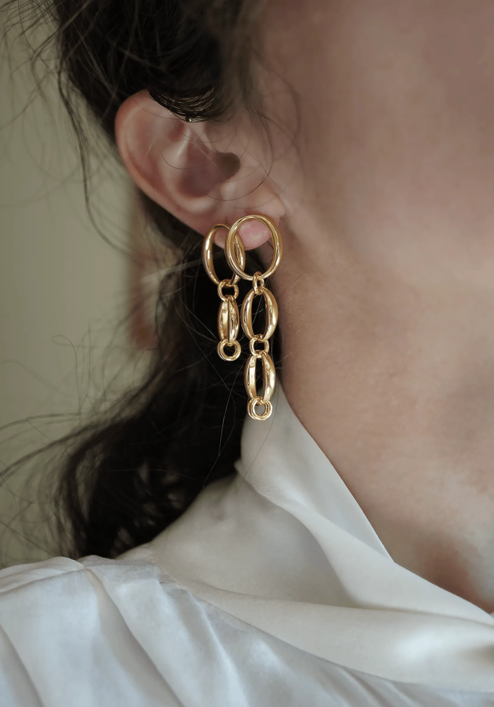 Small Oval Chain Earrings