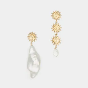 Solana Baroque Pearl Earrings